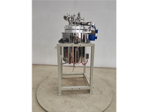 50L不銹鋼復合板油浴電加熱反應釜已完工發(fā)往壽光